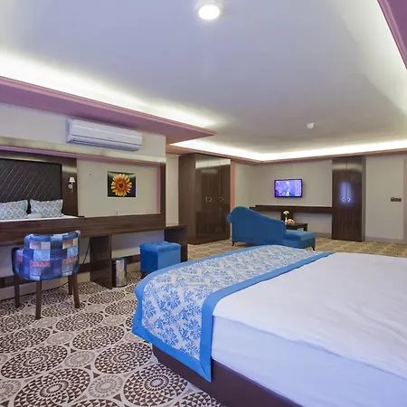 Otel Celikhan 3*