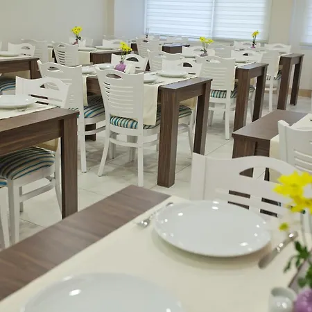 Celikhan Otel 3*