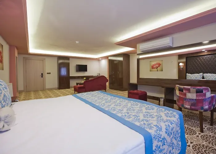 Hotel Celikhan 3*